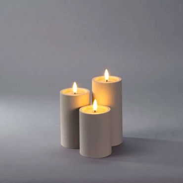 Konstsmide - LED blokkaars op batterijen met flakkervlam - Ø 7 x 10 cm - IP44 - beige