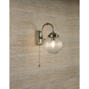Searchlight Belvue - wandverlichting met trekschakelaar - 16 x 27 cm - IP44 - antiek messing