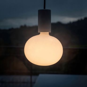 Creative Cables Eiva - buitenhanglamp met siliconen plafondbevestiging - Ø 12,5 x 164,5 cm - IP65 - grijs