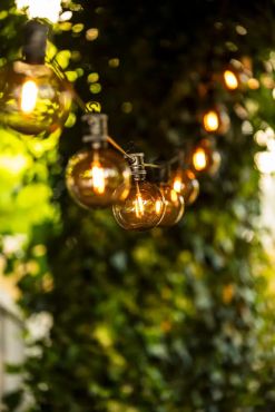 Konstsmide - decoratieve party lichtset met dimfunctie en vervangbare LED - 4,5m lengte met 10m snoer - 10 LED lampen incl. - 7W - IP44 - zwart