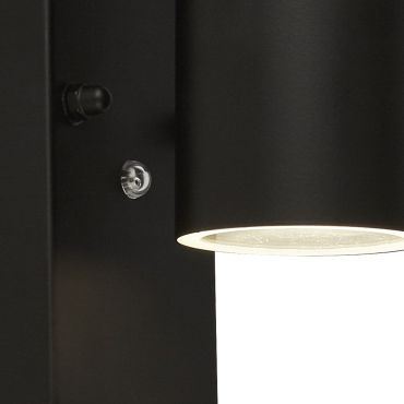 Searchlight Highbridge - buiten wandverlichting met dag/nacht sensor - 7 x 15 cm - IP44 - zwart