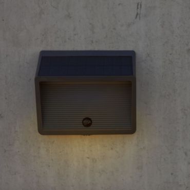 Lutec Linko - buiten wandlamp met sensor op zonne-energie - 18,5 x 16,1 x 6,2 cm - 11,5W LED incl. - IP44 - donker grijs