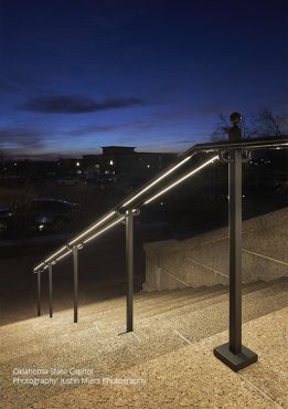 Klus POR - inbouw LED profiel voor trapleuningen - 2,32 cm x 2,29 cm - 201cm lengte - geanodiseerd zilver