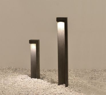 VK Lighting Trigono - tuinpaal -  18 x 18 x 49 cm - 6,5W LED incl. - IP65 - grijs