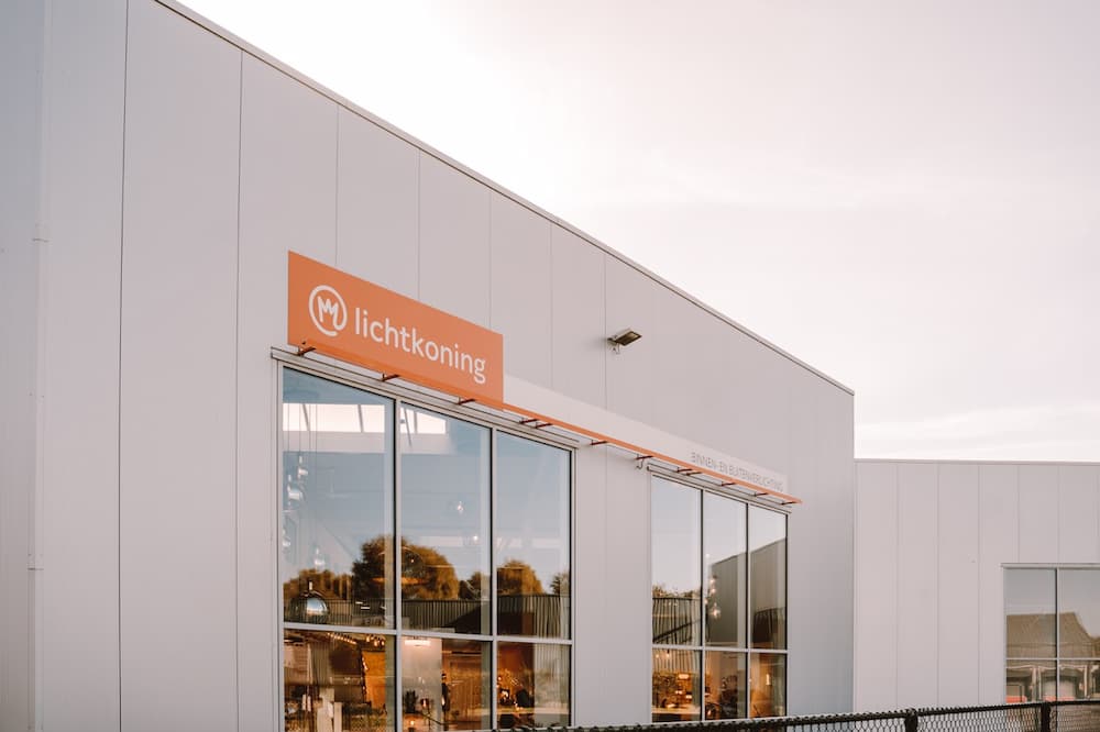 Buitenzijde showroom Lichtkoning